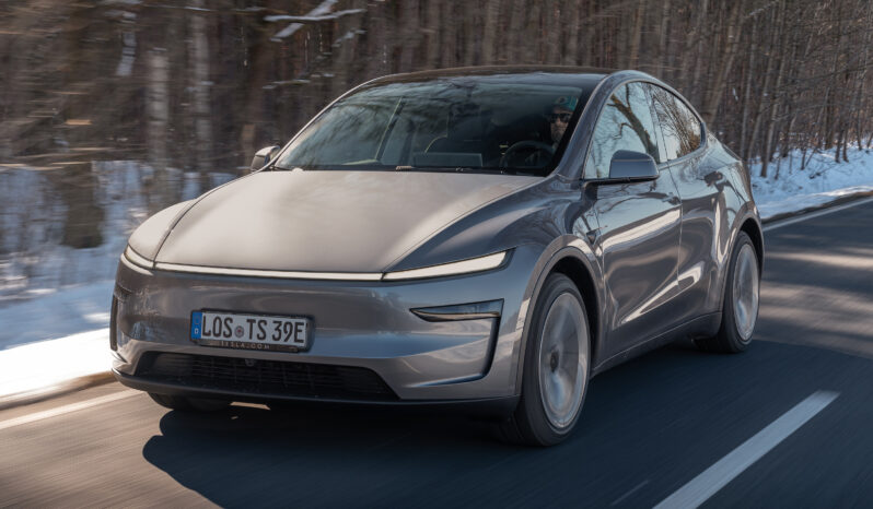 
								Tesla Model Y 2025 full									